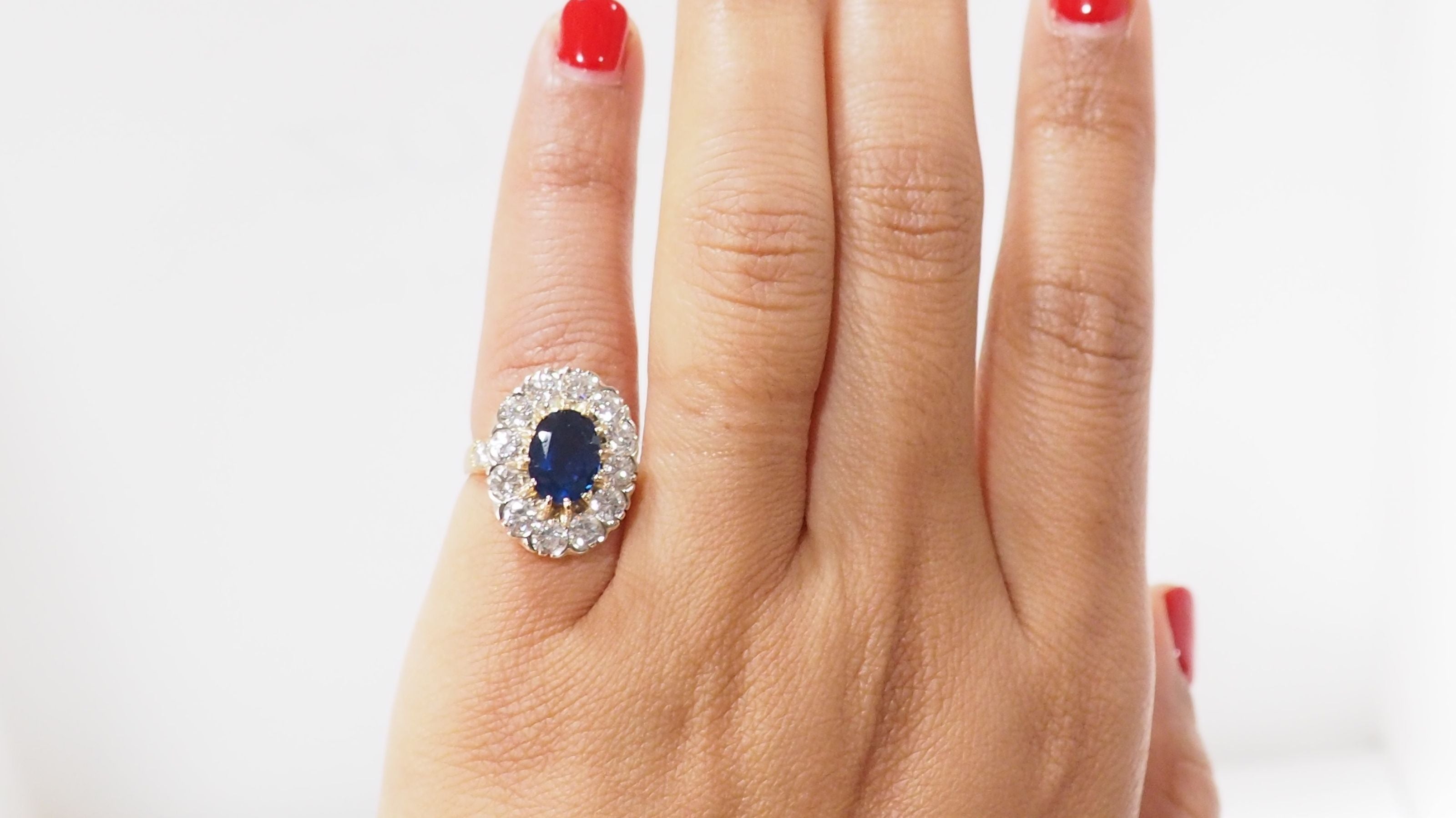 Bague Pompadour en or jaune saphir et diamants