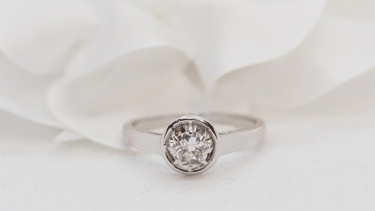Solitaire Ring In Platinum And Diamond
