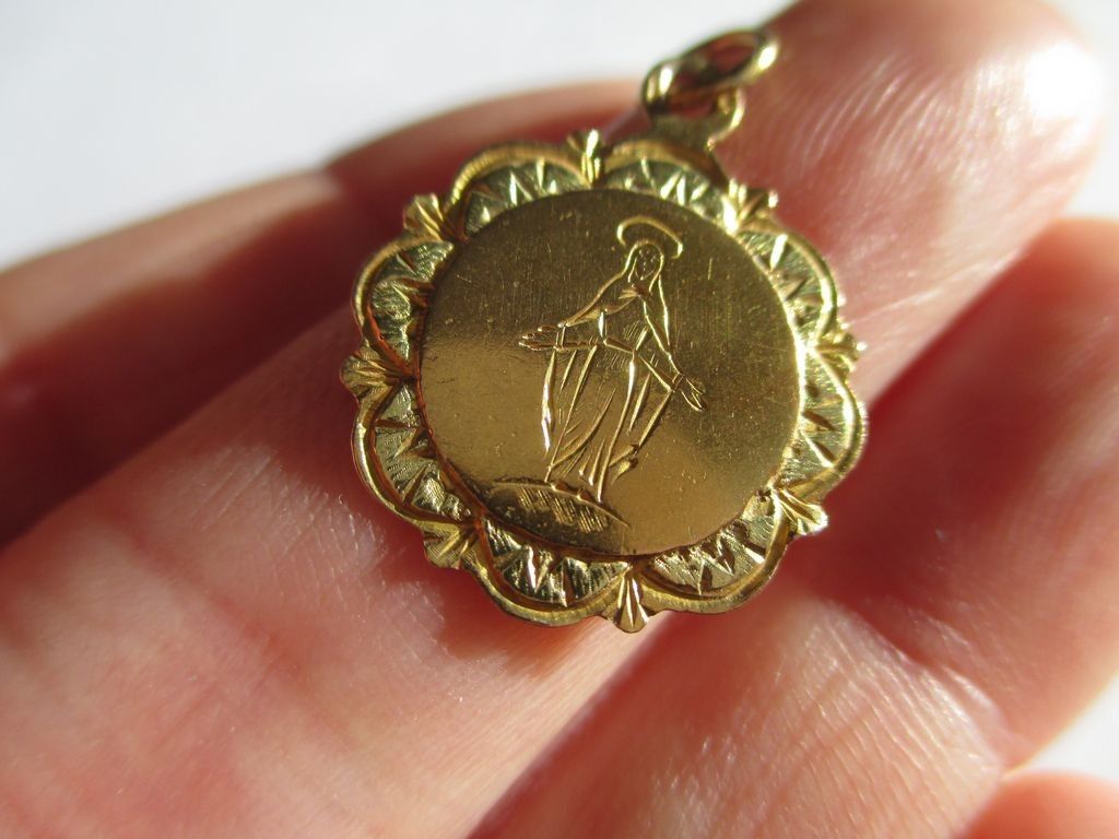 Pendentif Vierge Miraculeuse en or jaune et or vert