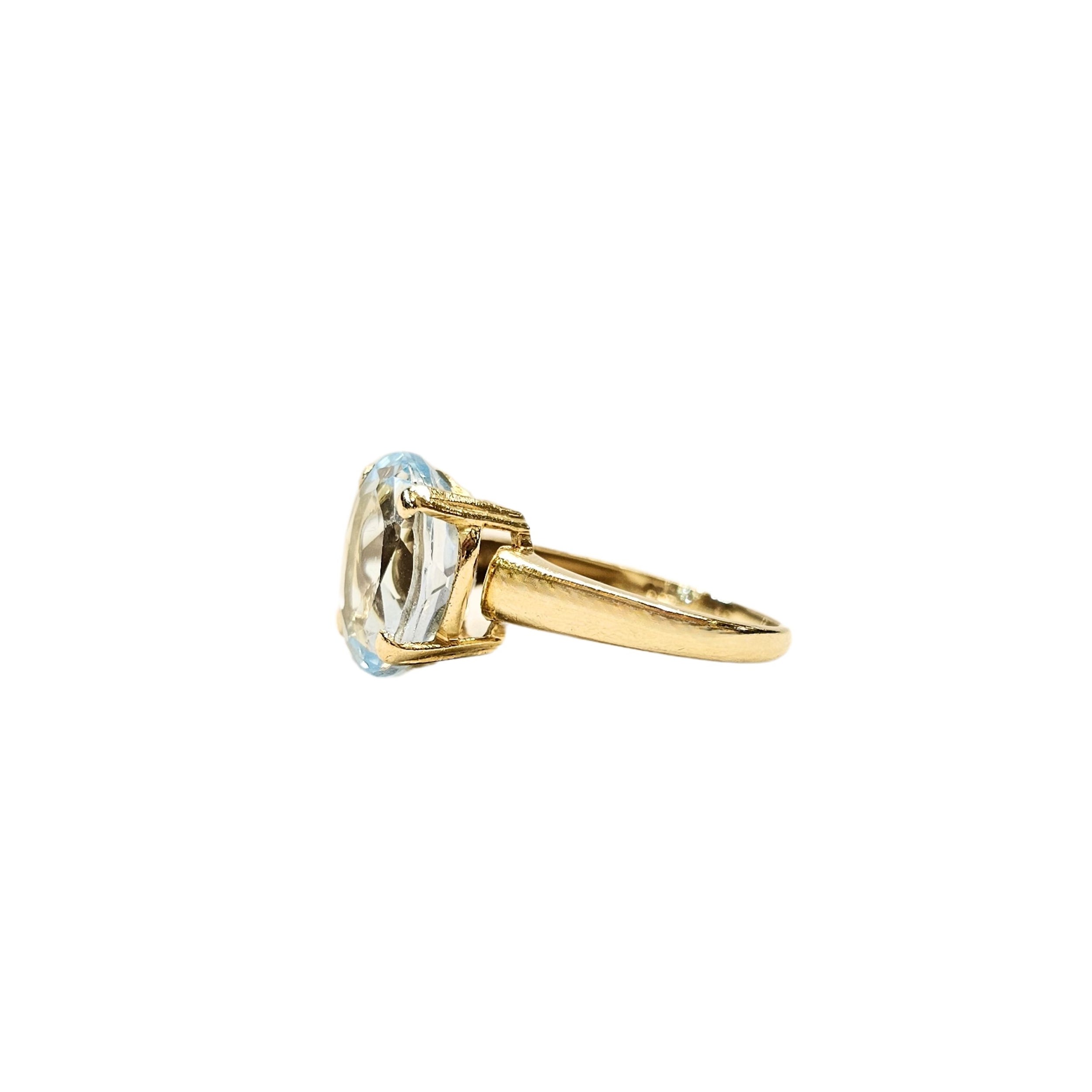 Bague en or jaune 18 carats et Topaze naturelle taille ovale- Taille EU53