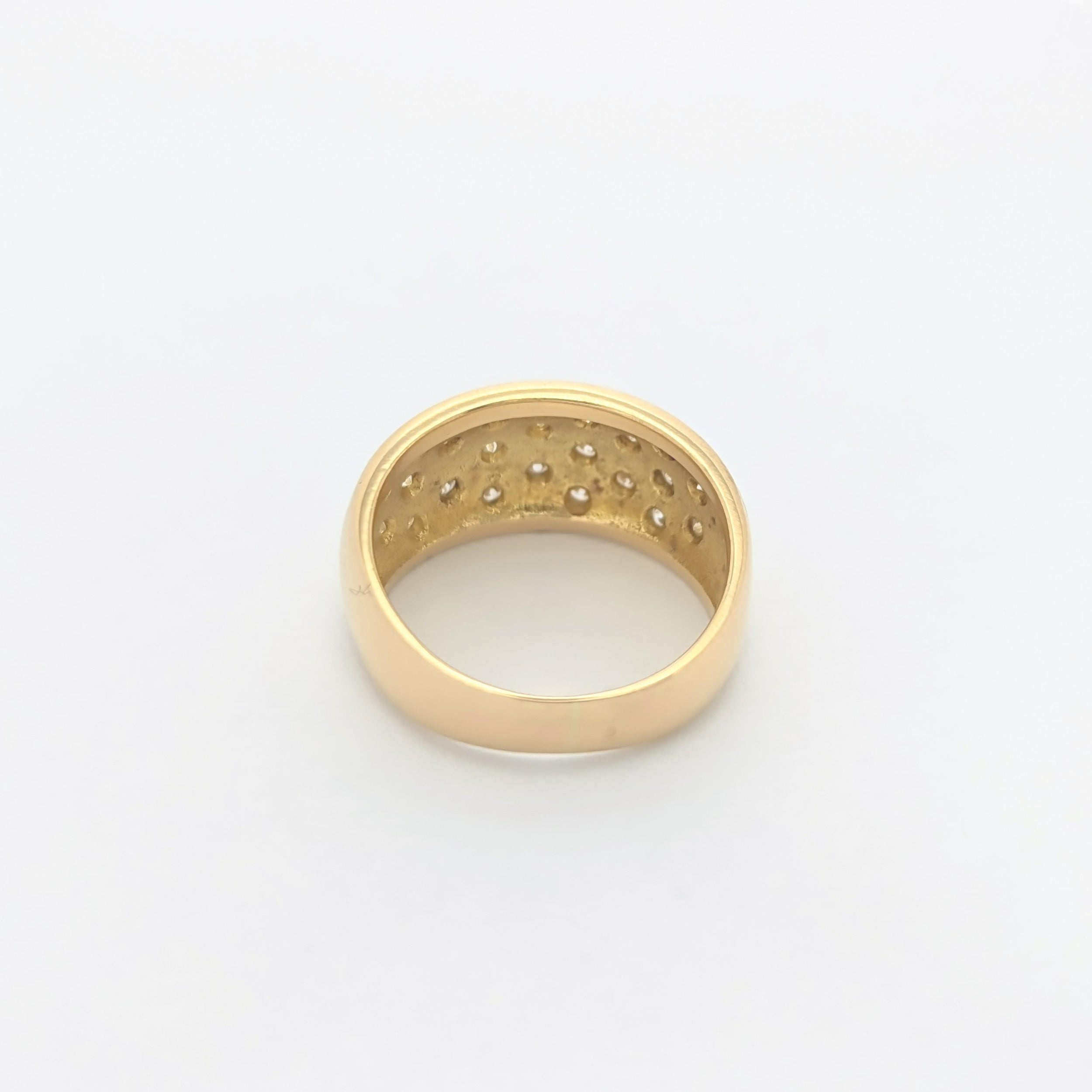 Bague en or jaune et diamants