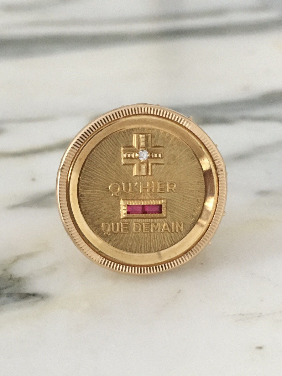 Bague AUGIS d’amour en or jaune et rubis synthétique