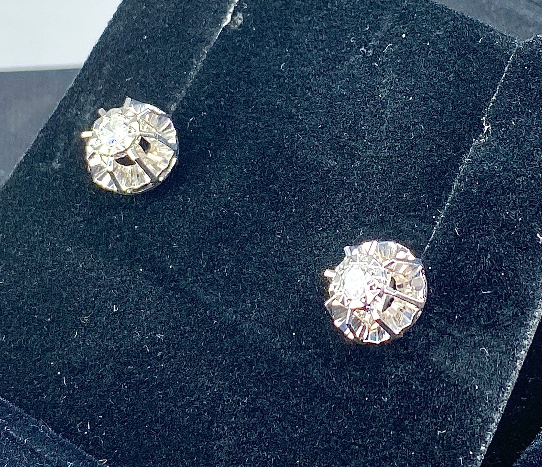 Boucles d'oreilles en or blanc et diamants