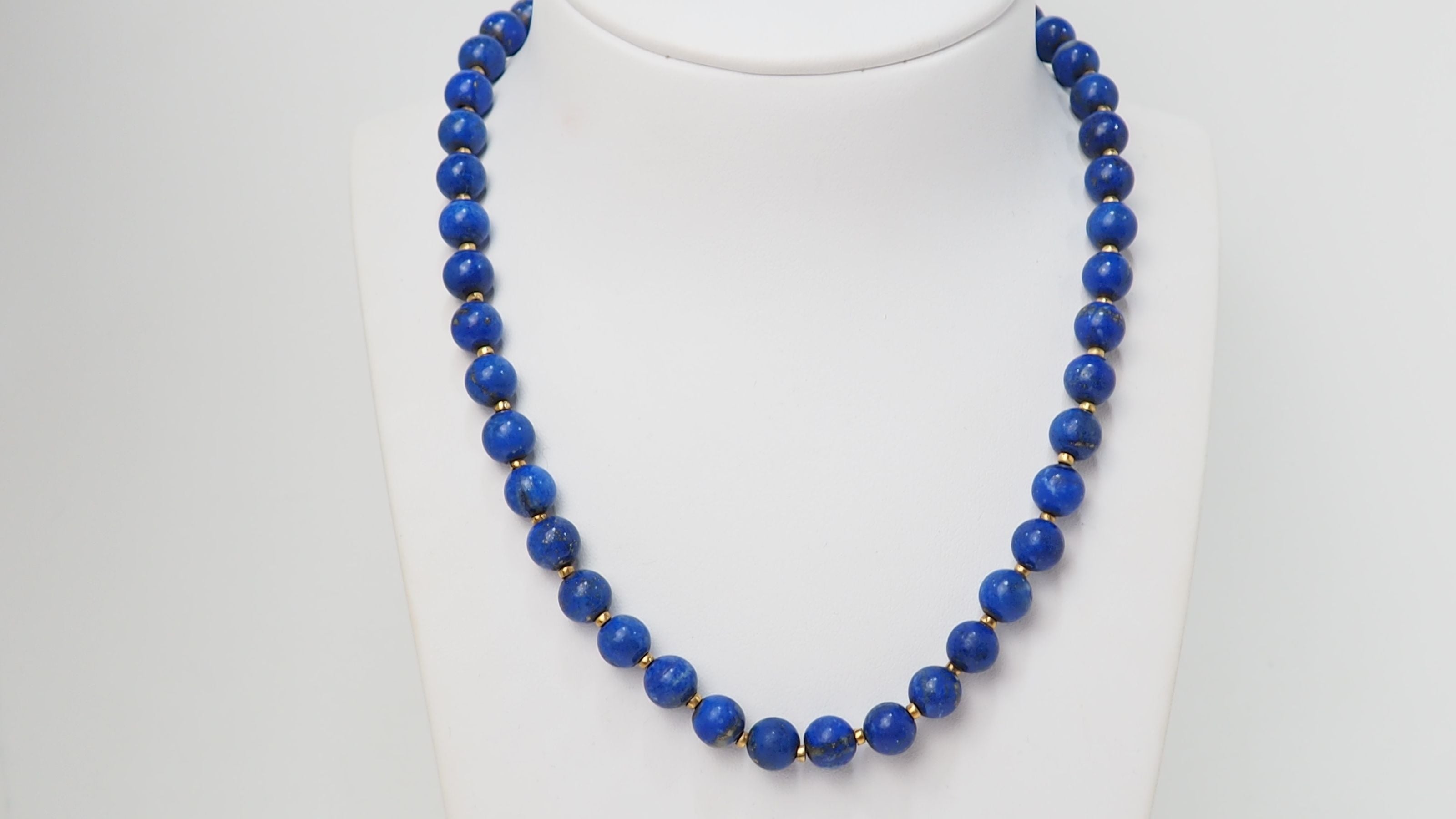 Collier De Perles de Lapis Lazuli Et Fermoir En Or