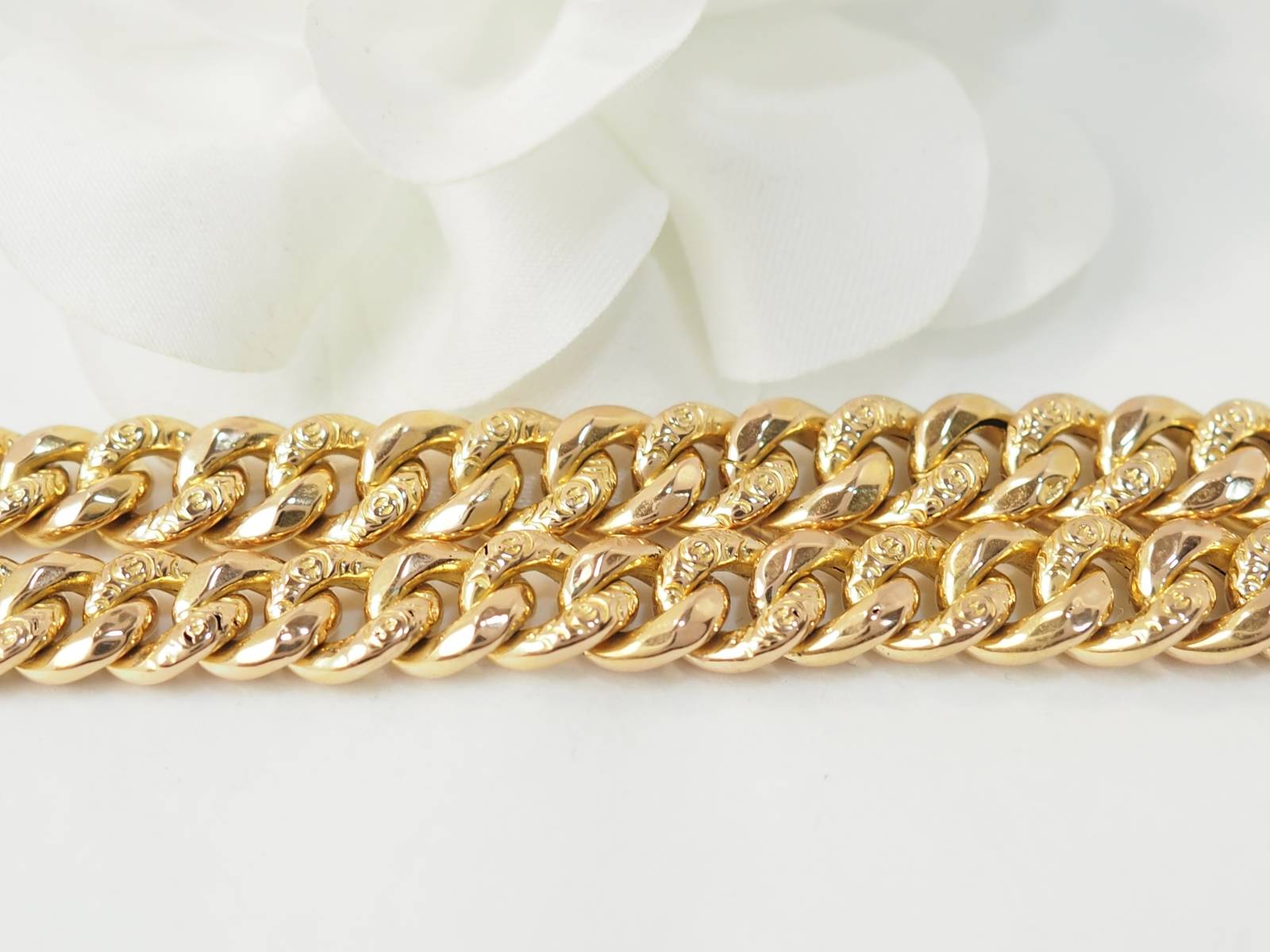 Necklace gourmette stitch in yellow gold