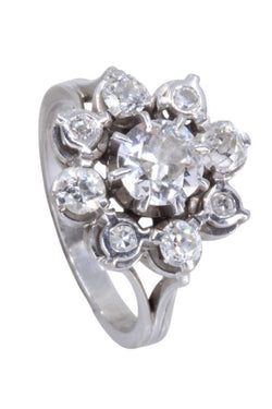 Bague marguerite en or blanc, platine et diamants