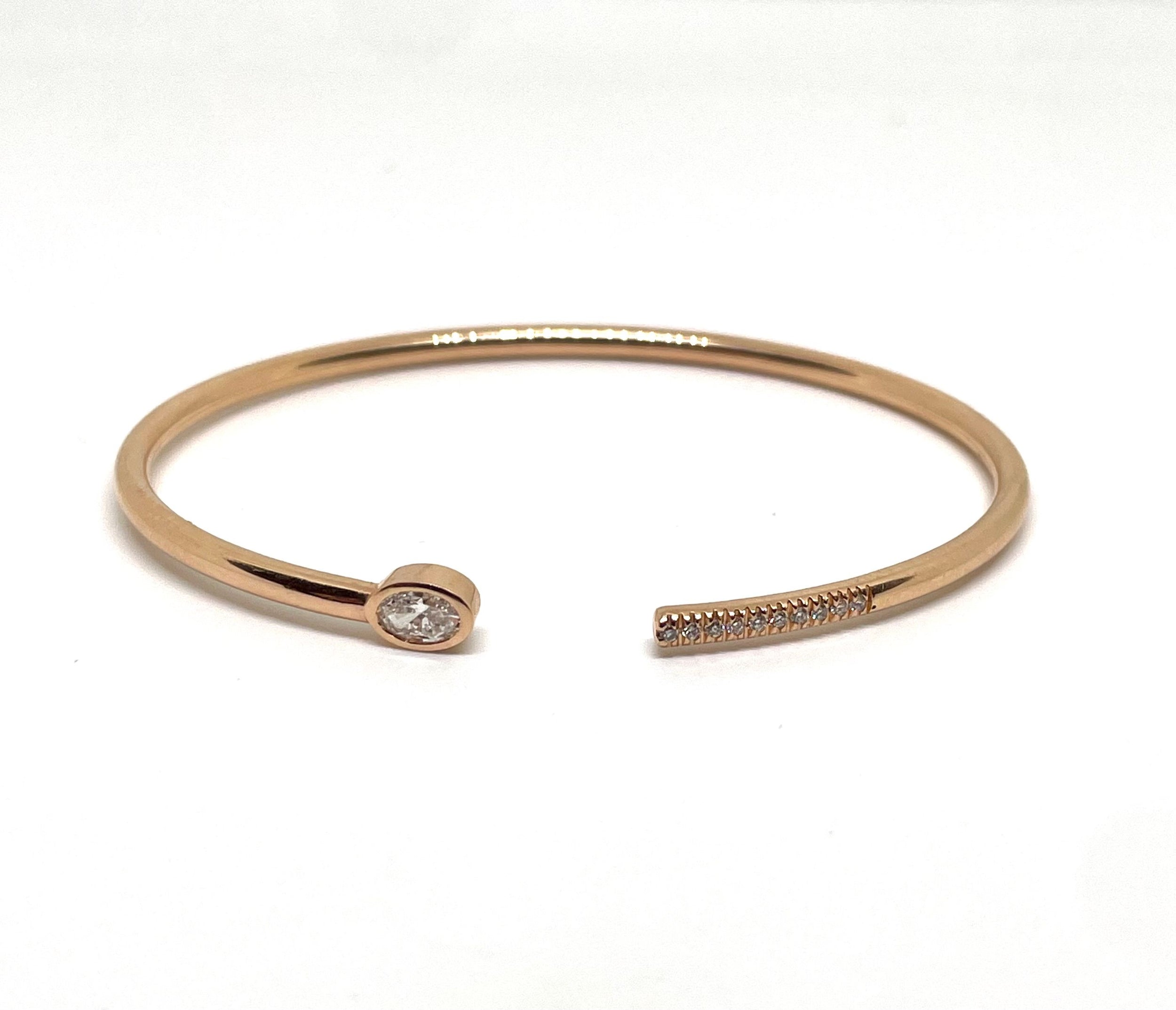 Bracelet jonc ouvert or rose et diamants