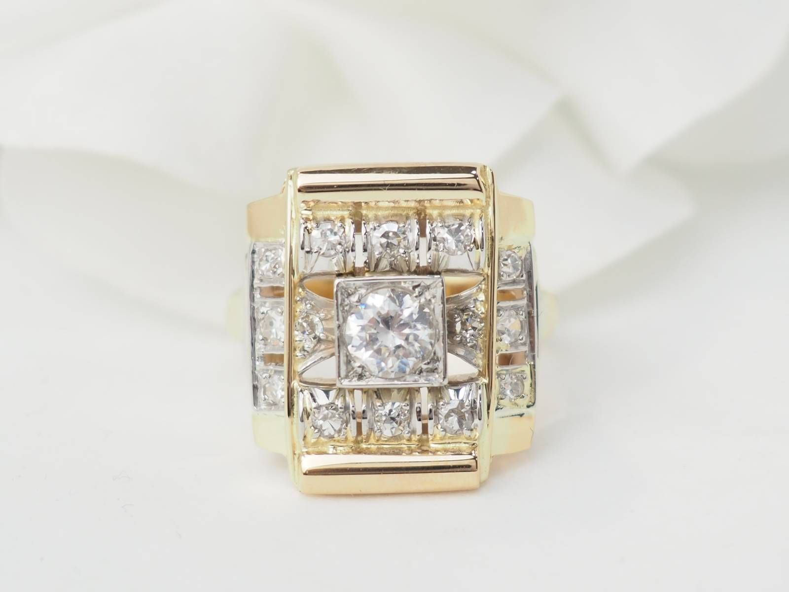 Bague Tank en or jaune et diamants