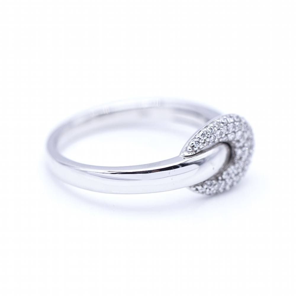 White gold Bangle Ring with Diamonds.