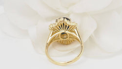 Jupe ring in yellow gold, oval sapphire and diamonds 