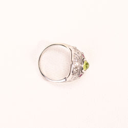 Ring Dome in white gold, peridot and ruby