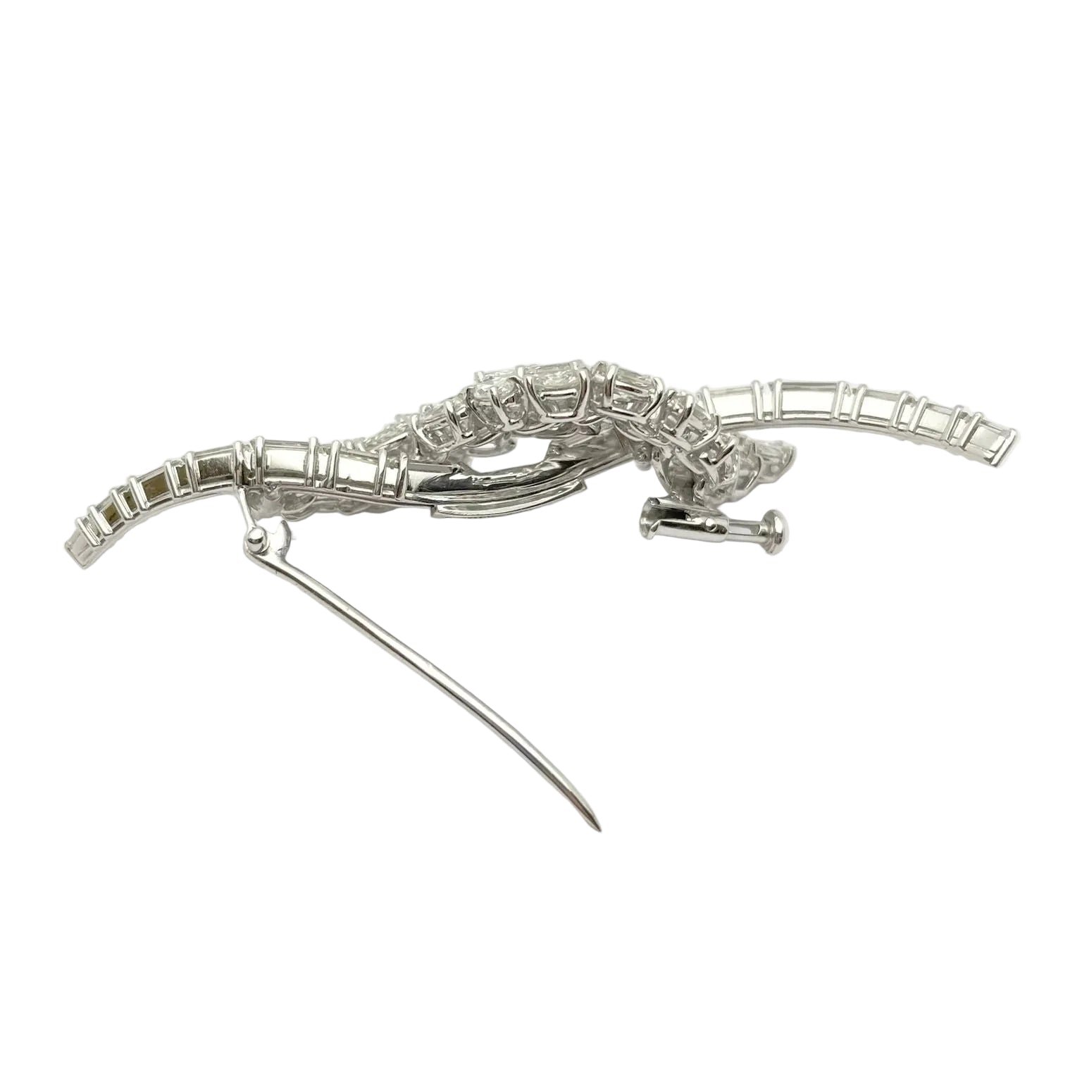 Broche Épingle BULGARI en or blanc et diamants