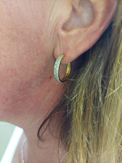 Créoles diamantées, en or jaune