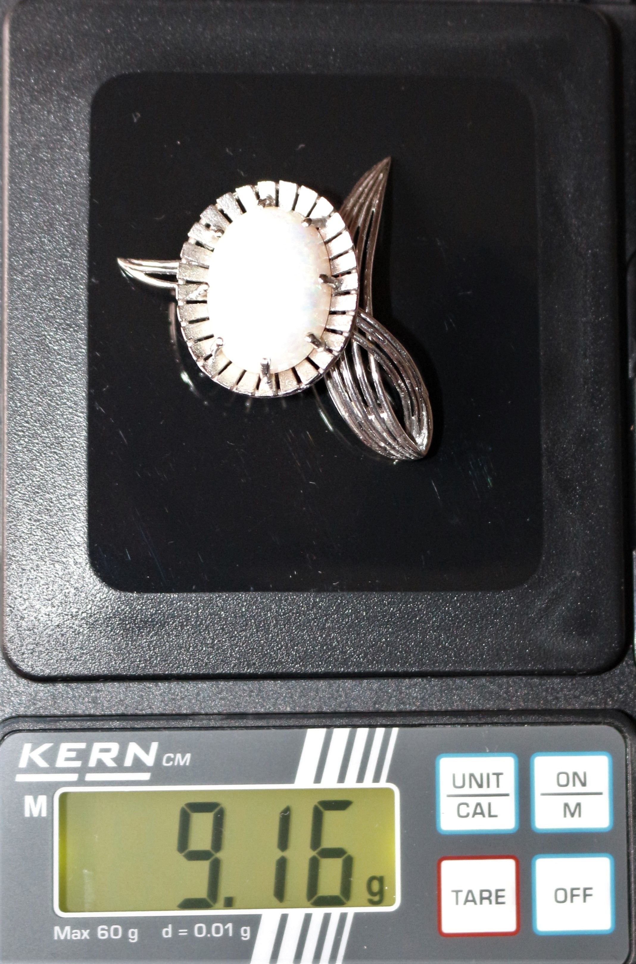 Broche Fleur Or Gris Et Opale blanche