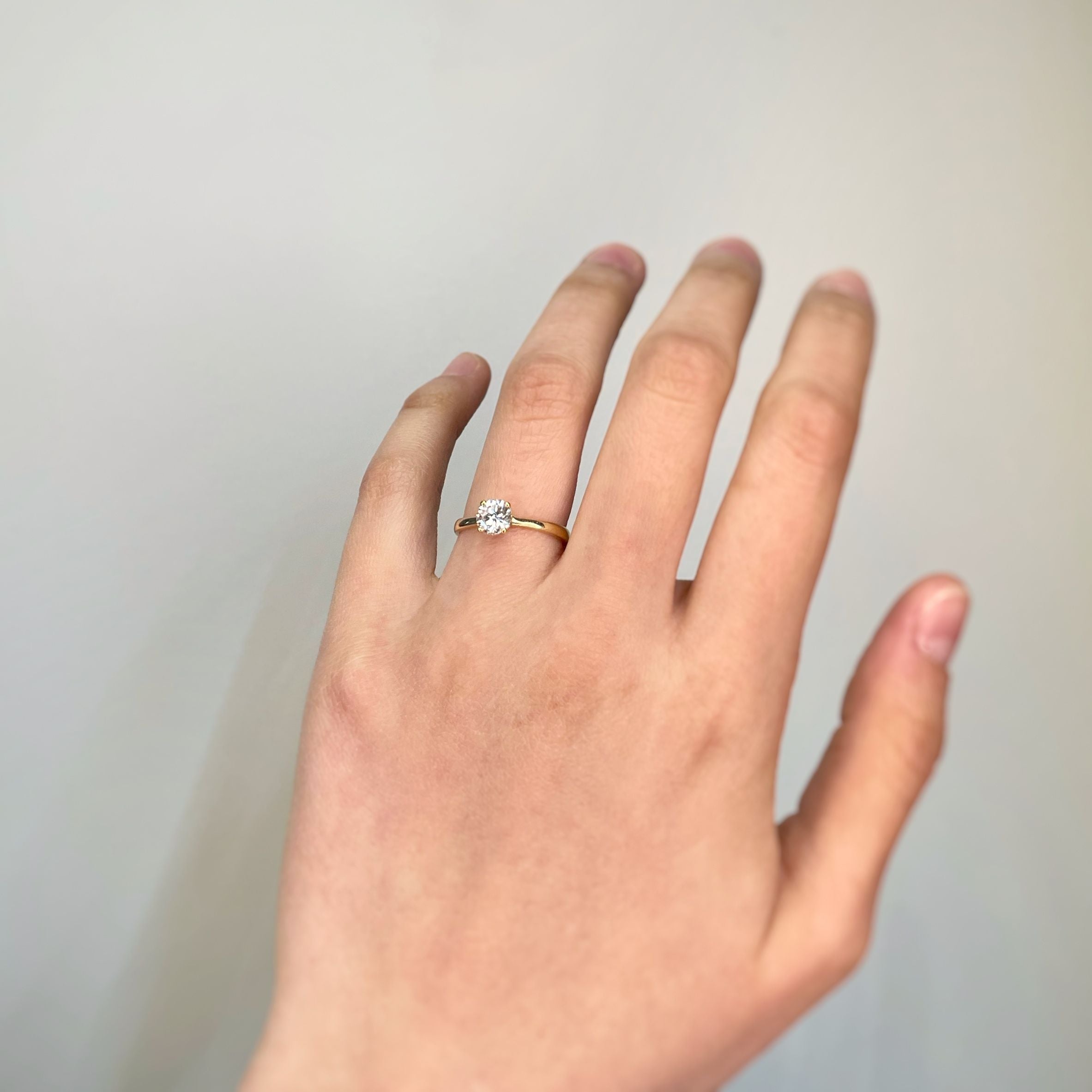 Solitaire - 0.71 carat E VVS1