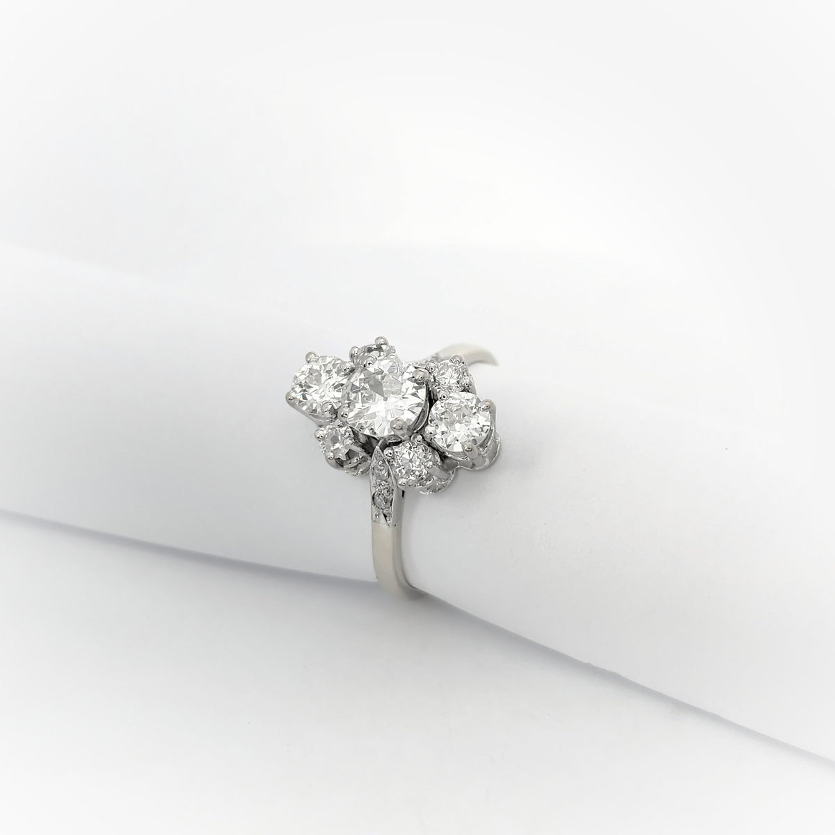 White Gold and Diamond Ring