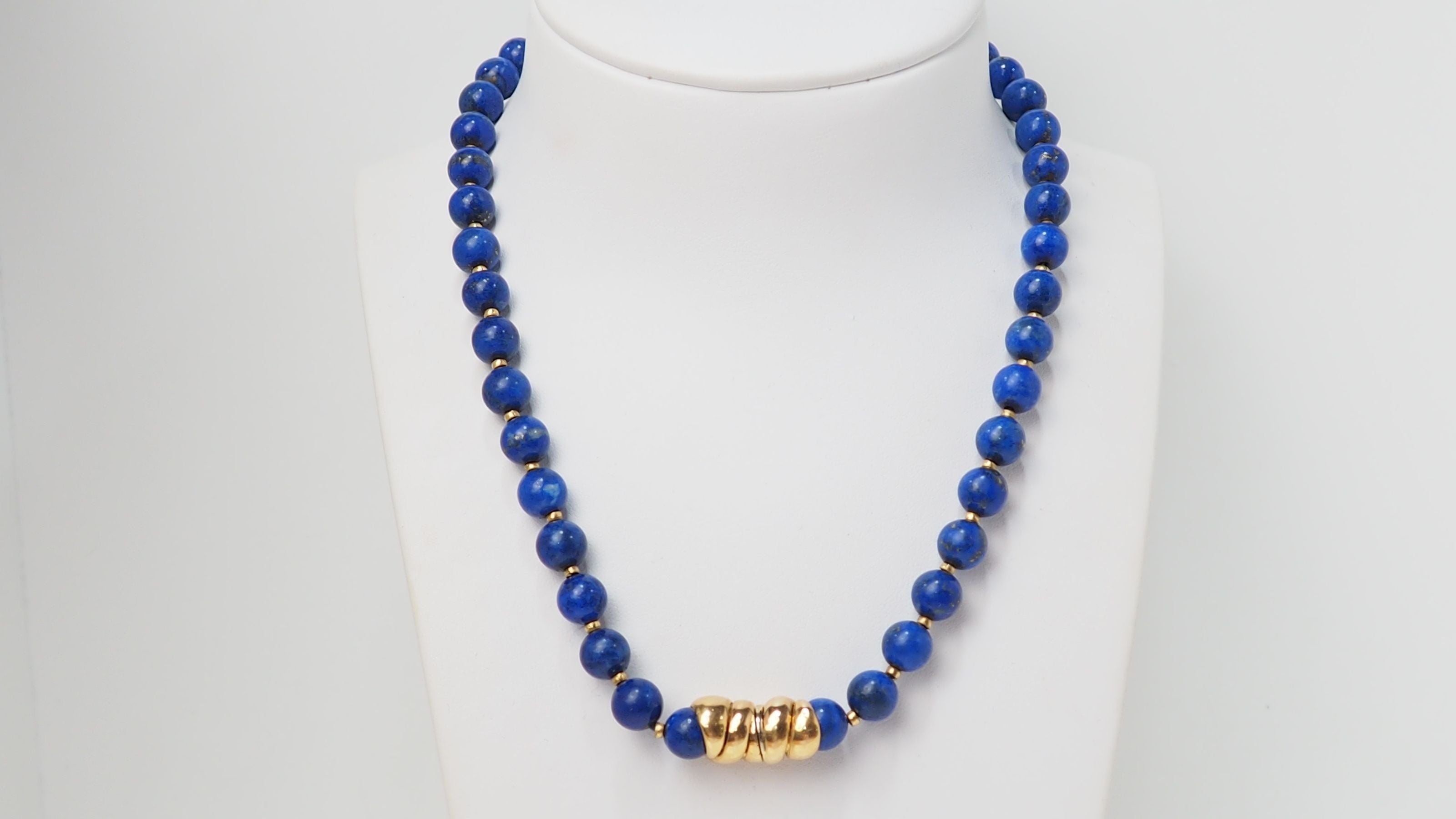 Collier De Perles de Lapis Lazuli Et Fermoir En Or