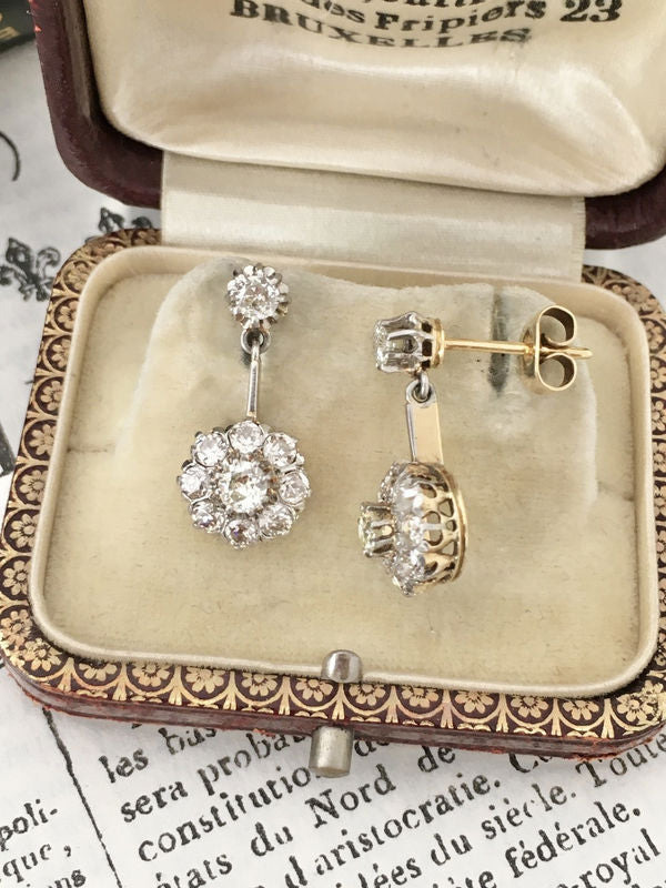 Pendant earrings in yellow gold, paltinium and diamonds