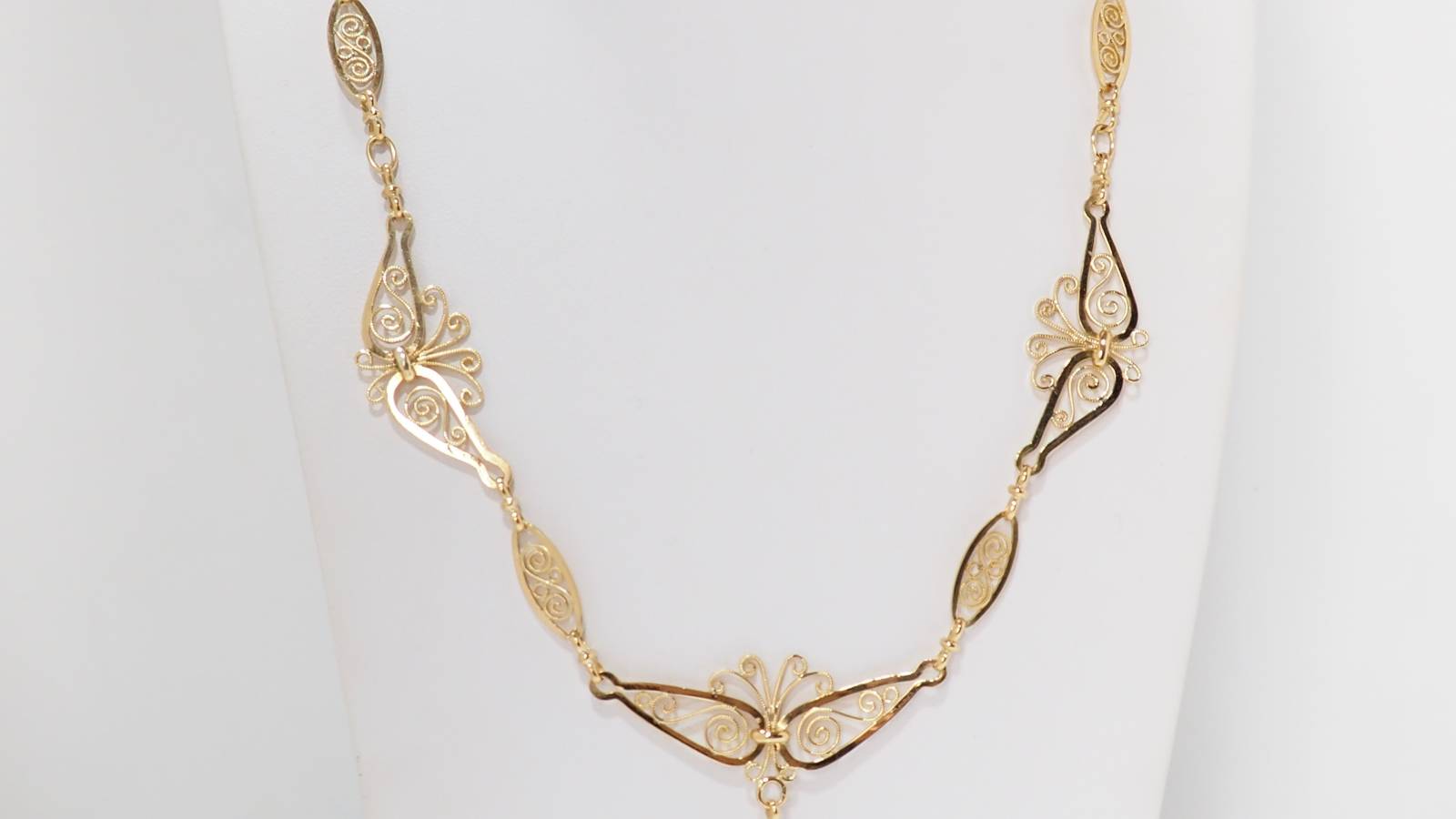 Collier draperie ancien en or jaune