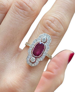 Bague style Art Déco, en or jaune 18k et platine