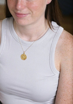 Médaille astrologique gémeaux or et diamants - Castafiore