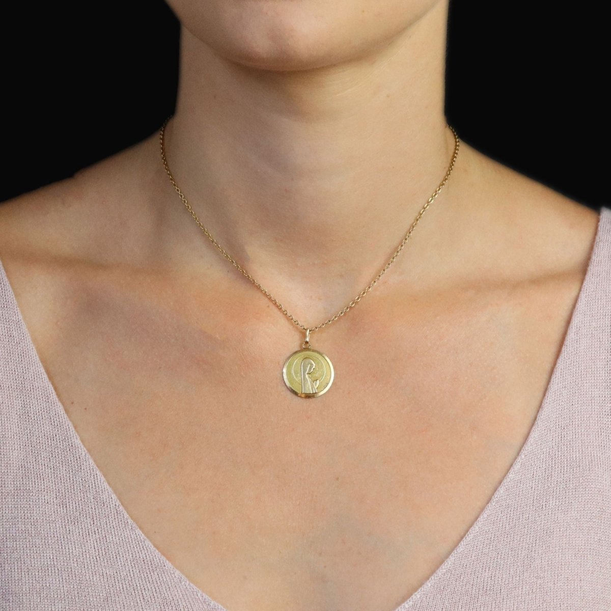 Médaille AUGIS en or jaune - Castafiore