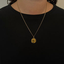 Médaille AUGIS en or jaune - Castafiore