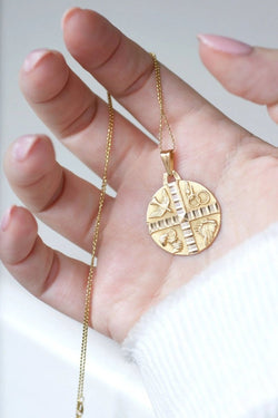 Médaille Chrétienne Art Déco or jaune - Castafiore