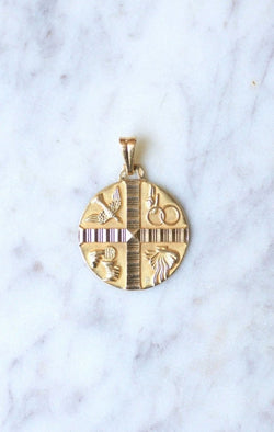 Médaille Chrétienne Art Déco or jaune - Castafiore
