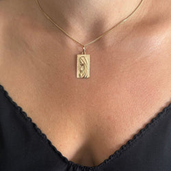 Médaille de la Vierge Marie en or rose - Castafiore