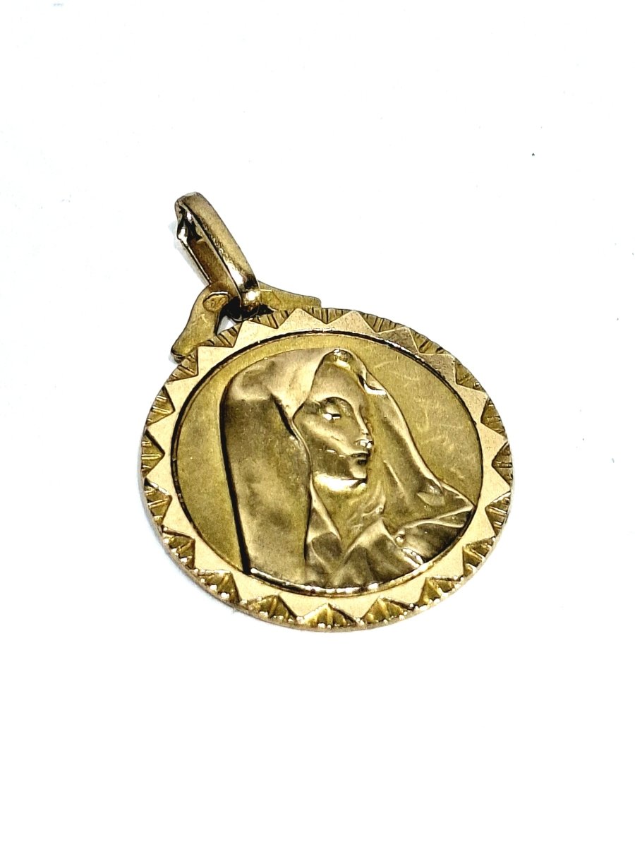Médaille en or champagne de la vierge - Castafiore