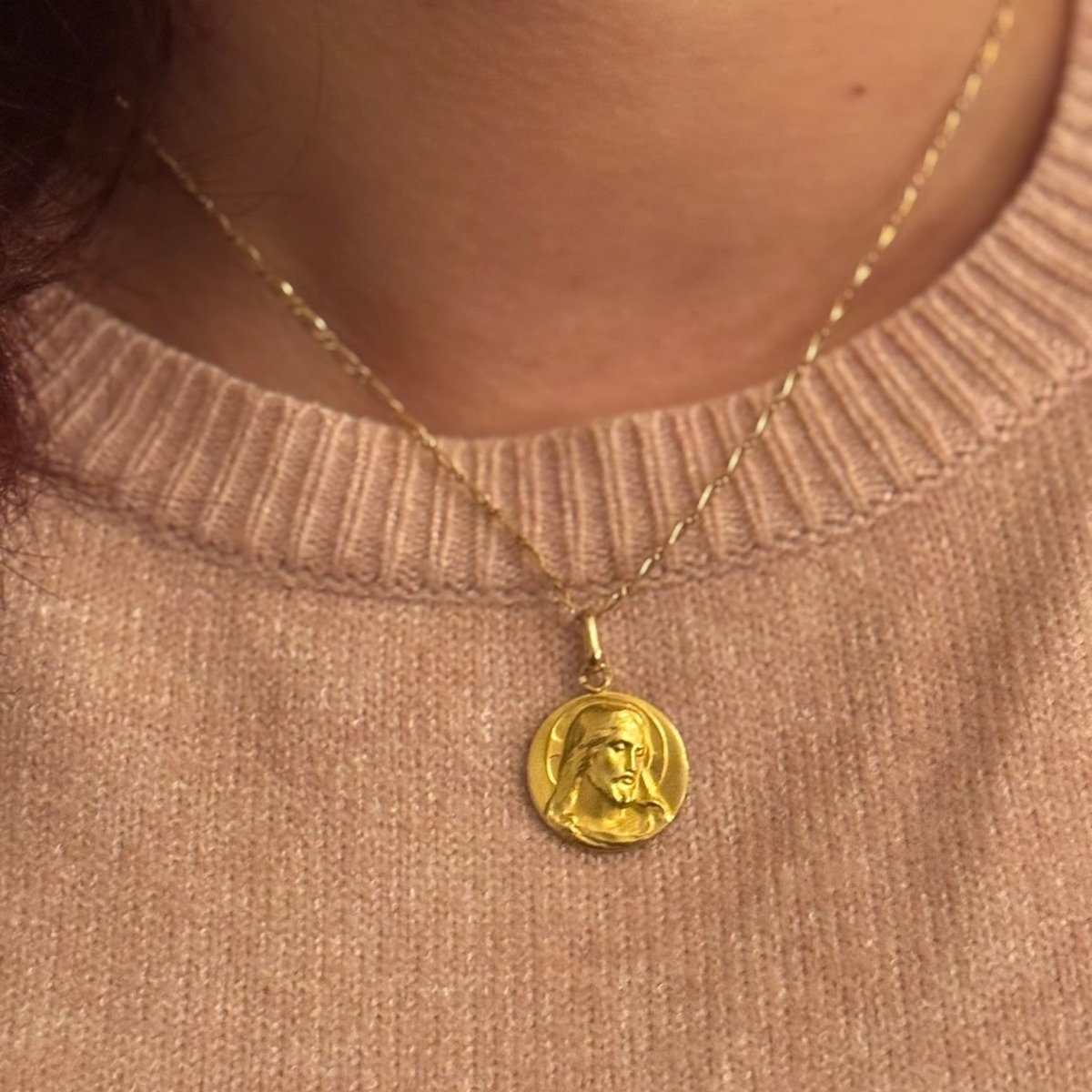 Médaille en or jaune - Castafiore