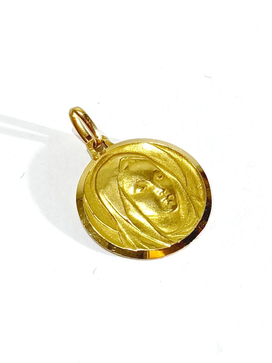 Médaille en or jaune - Castafiore