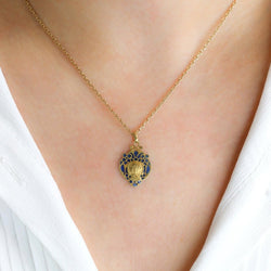 Médaille en or jaune et émail - Castafiore