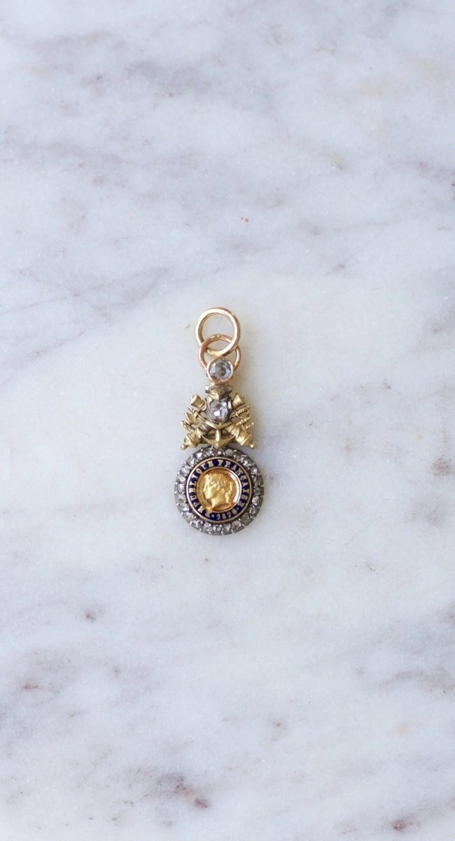 Médaille militaire Ordonnance en or et diamants - Castafiore