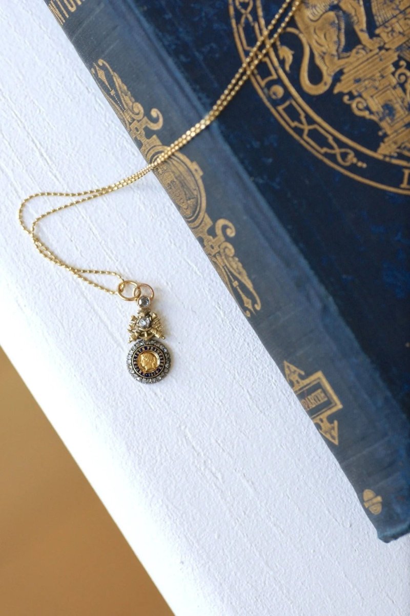 Médaille militaire Ordonnance en or et diamants - Castafiore
