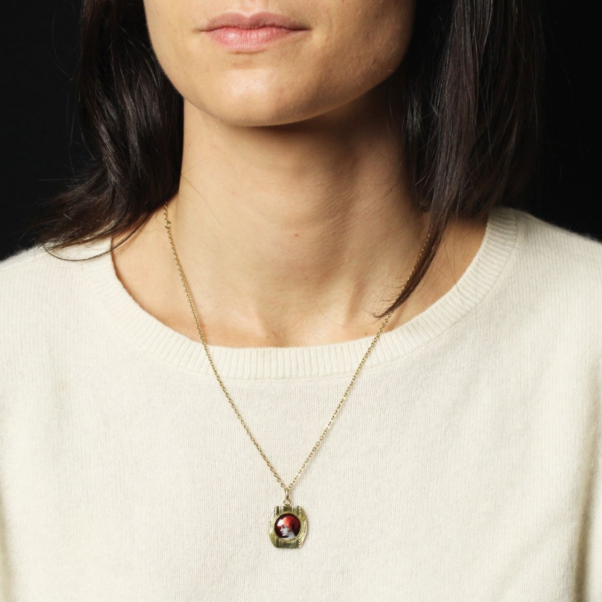 Médaille or et émail de Limoges - Castafiore