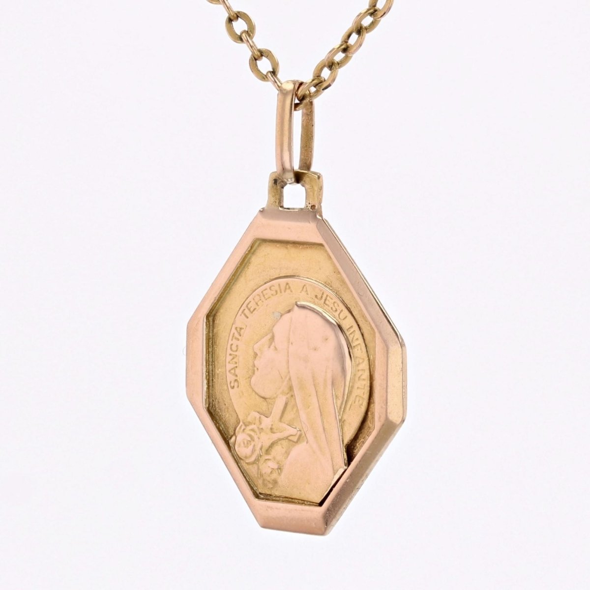 Médaille or rose Sainte Thérèse - Castafiore