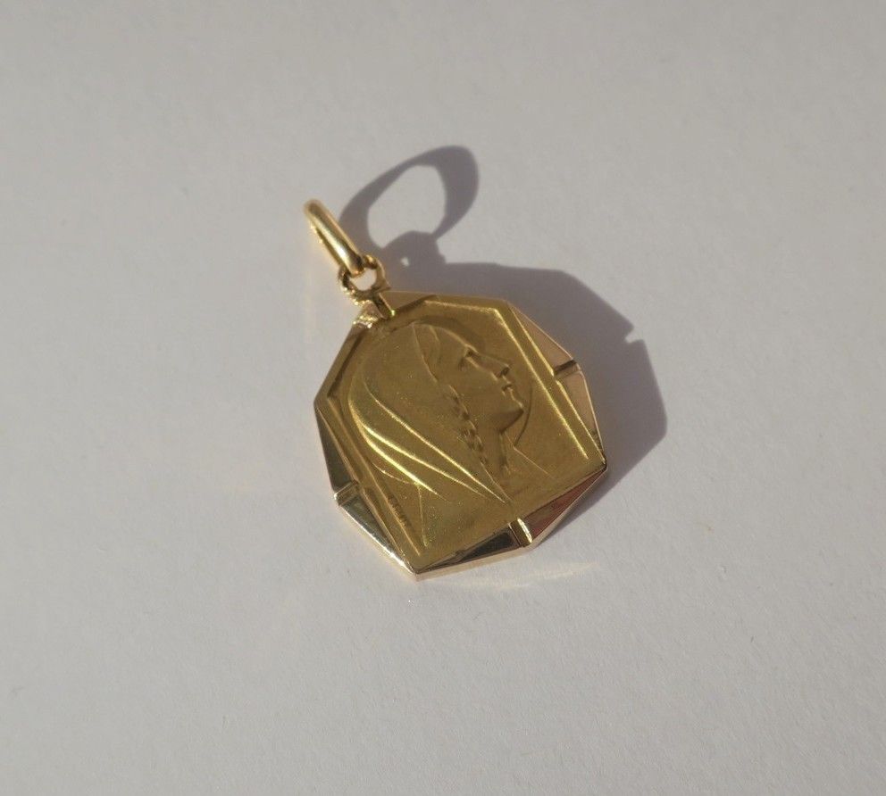 Médaille pendentif Art Déco Vierge Marie biface Or / Nacre - Castafiore