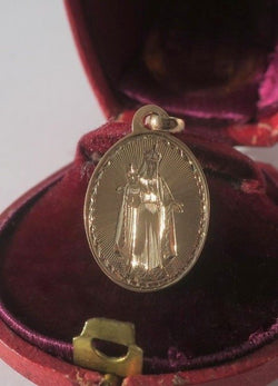 Médaille pendentif XIXe Vierge à l’Enfant Or rose - Castafiore