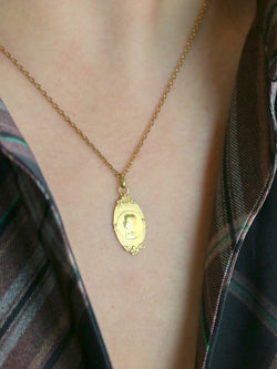 Médaille religieuse Art nouveau or jaune - Castafiore