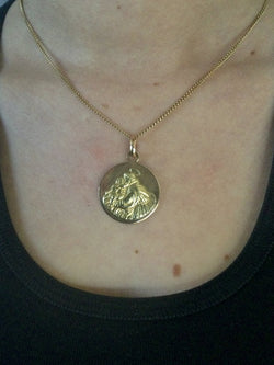 Médaille Religieuse En Or Jaune Et Rose - Castafiore