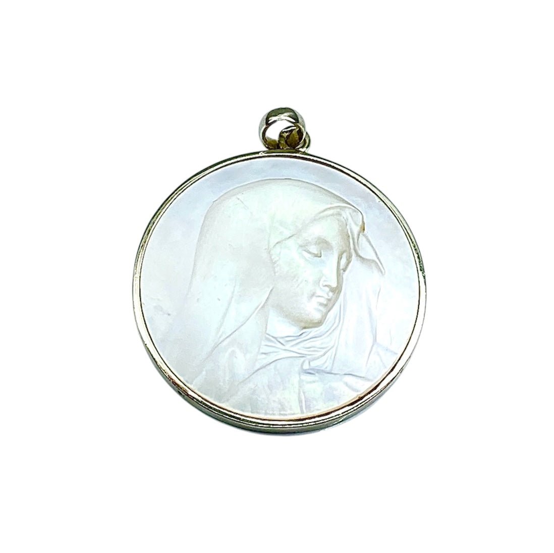 Médaille Vierge, en or blanc et nacre - Castafiore