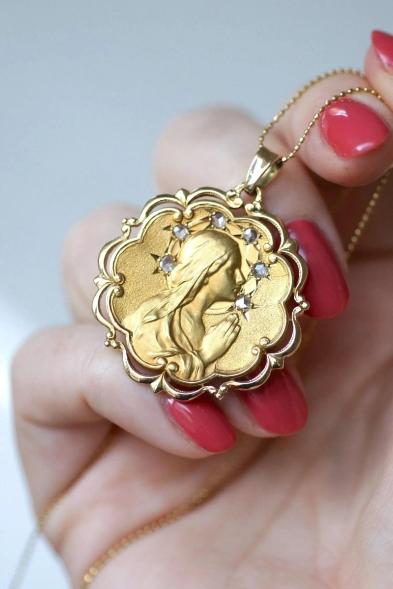 Médaille Vierge Marie Damants Or Jaune - Castafiore