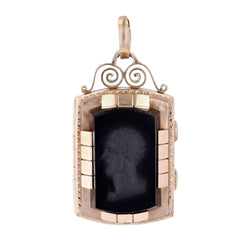 Médaillon intaille sur sardoine et or rose - Castafiore