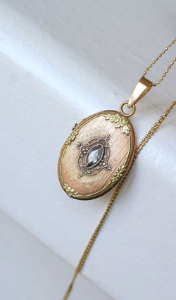 Médaillon ouvrant navette diamant taille rose - Castafiore