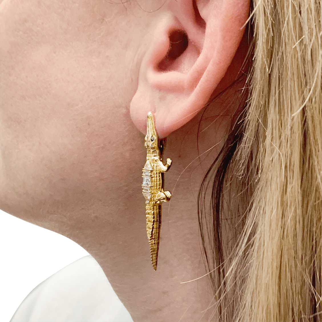 Mono boucle d'oreille BIBI VAN DER VELDEN "Alligator" en or jaune et diamants - Castafiore