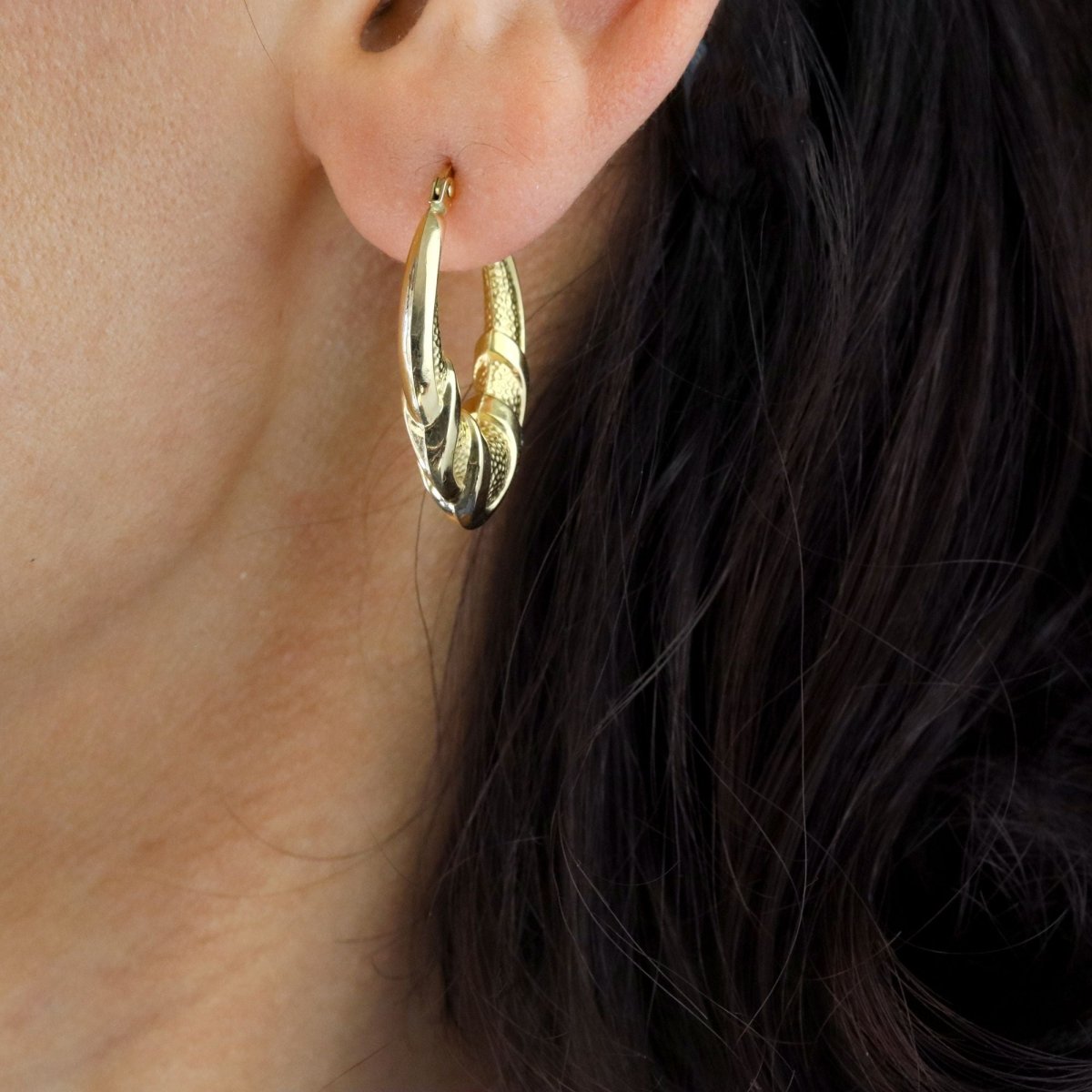 Mono boucle d'oreille Créole en or jaune - Castafiore