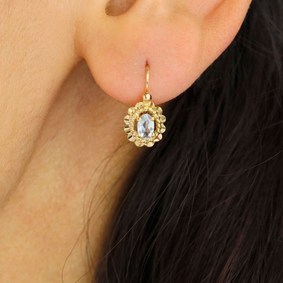 Mono boucle d'oreille Dormeuse en or jaune et aigue-marine - Castafiore