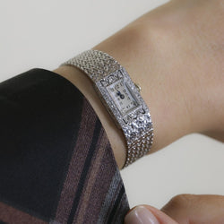 Montre ART DÉCO en or blanc et diamants - Castafiore